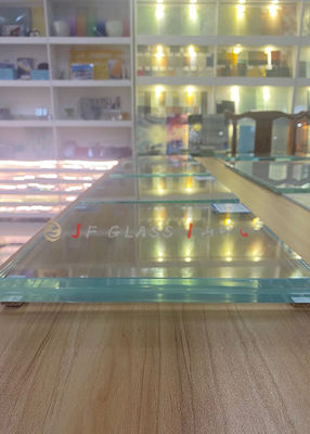 Lantai Ceiling Structural Dikeraskan KGP Sgp Laminated Glass