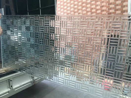 Partition Wall SGCC 12mm 3D Custom Cut Glass Panel