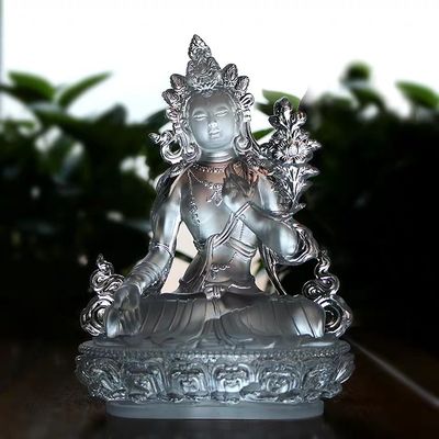 Ornamen Kaca Kristal